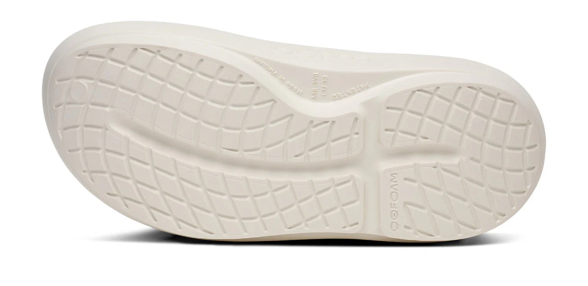Men's Cloog PLUS - Chalk - Image 8