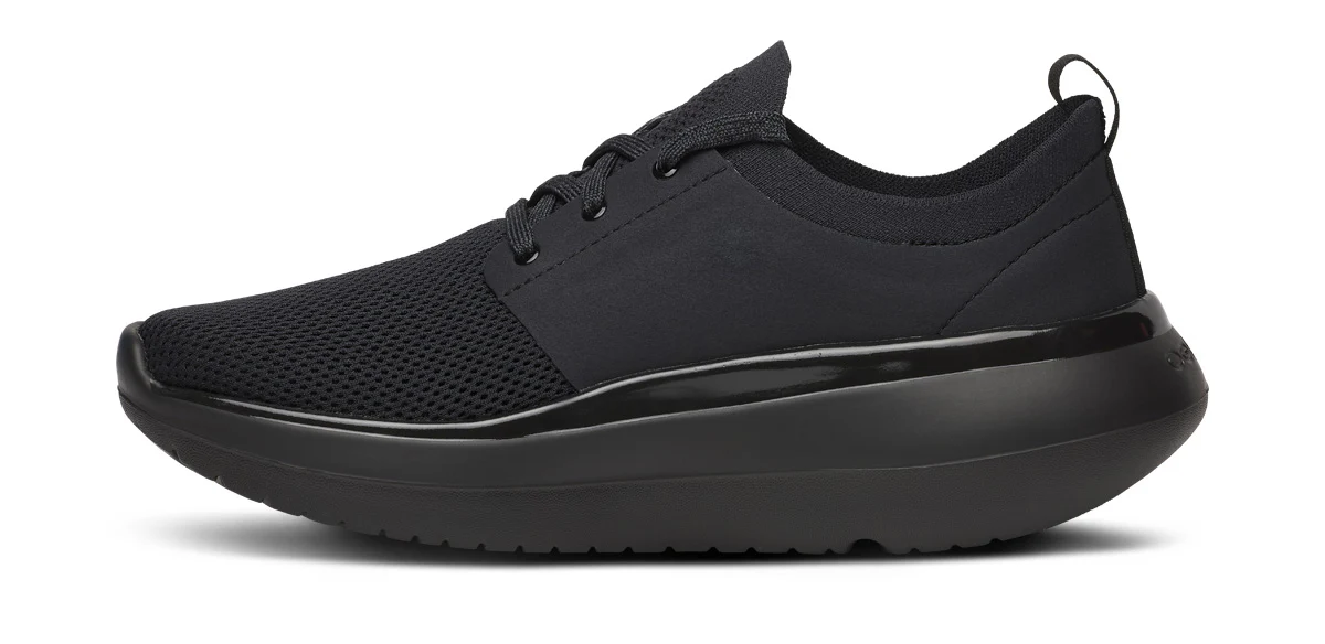 Women's OOmy Stride Shoe - Black/Black - Image 4